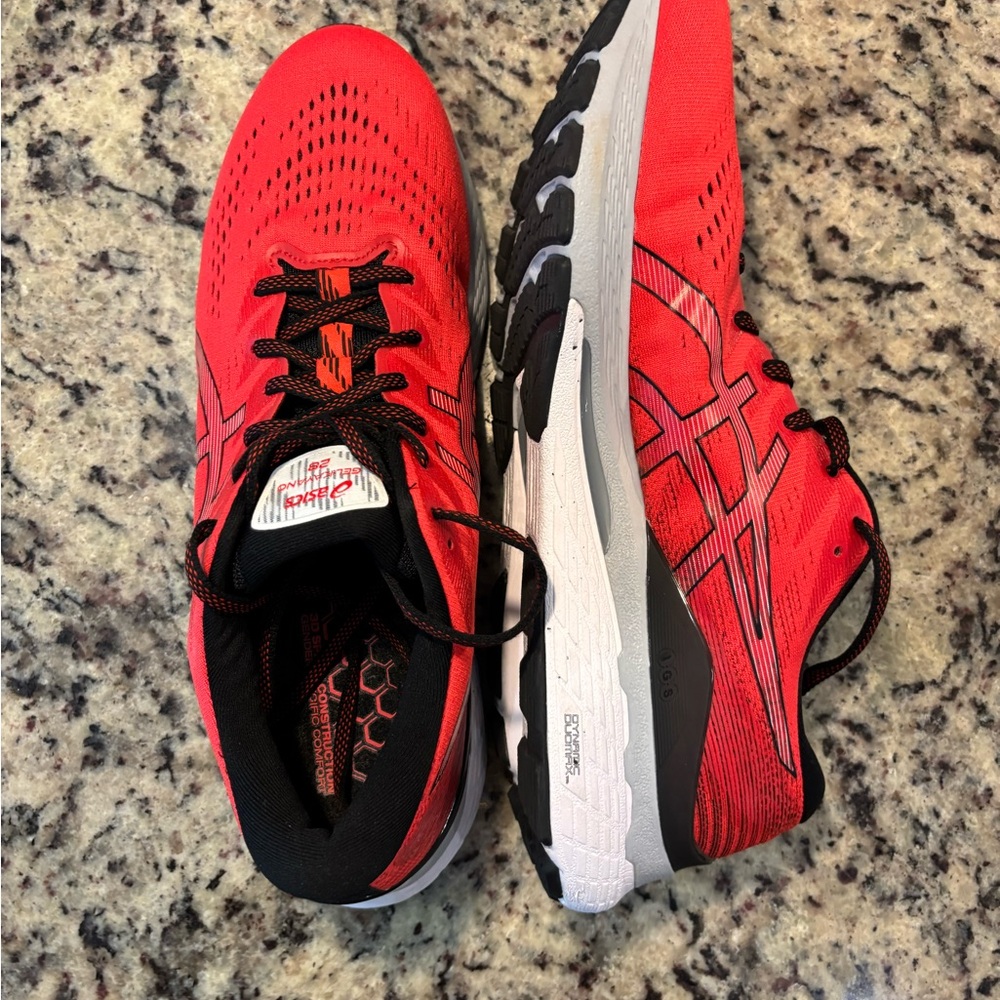 Asics Gel Kayano 28 Men's Red Running Shoes Size 12
NEW - Picture 6 of 12